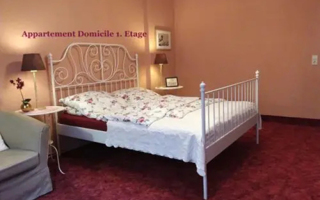 City Appartement  Cottage  Domicile  Residence  Suite Dresden