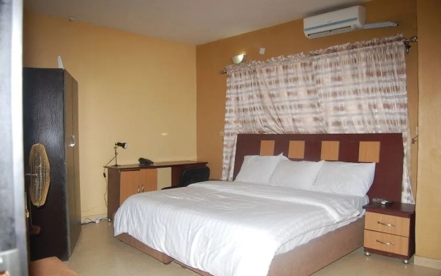 Bella Rose Hotel