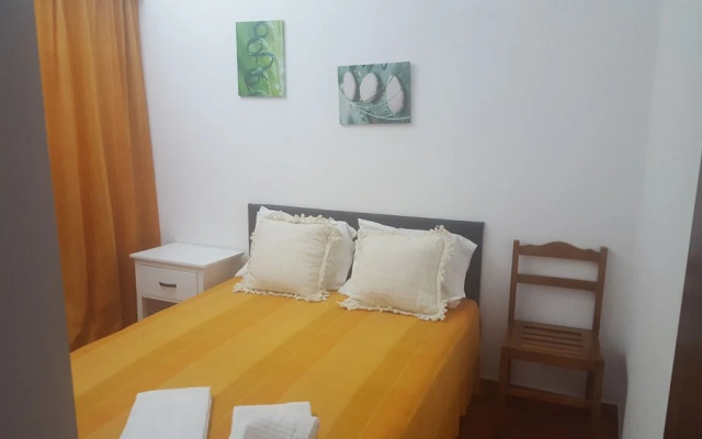 Ah Albufeira - Three-bedroom Apartment in Front of the Sea
