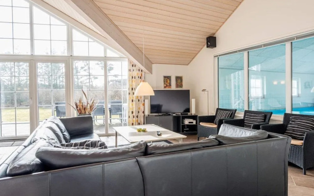 14 Person Holiday Home in Blavand