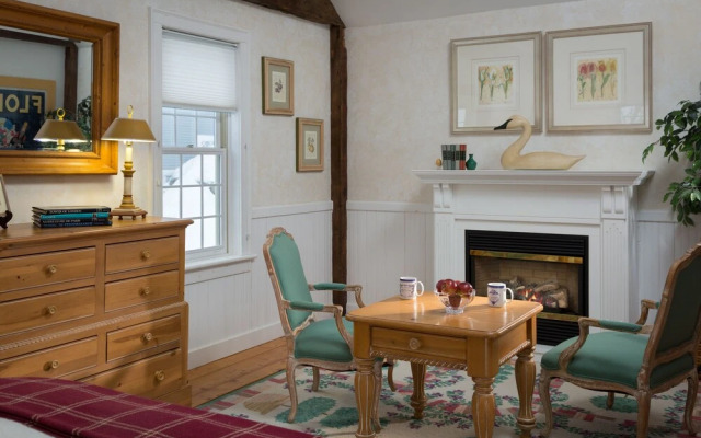 Crisanver House