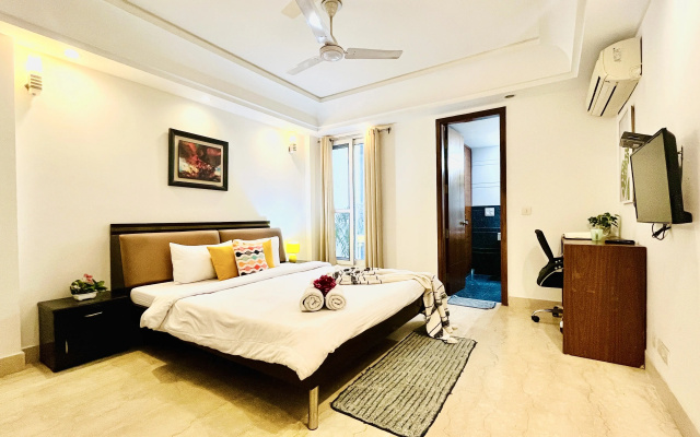 Bluo Modern 3Bhk M Block - Balcony, Parking