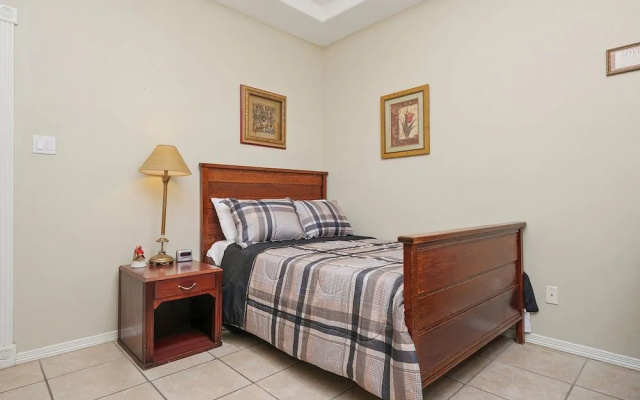 Charming Studios Mission TX