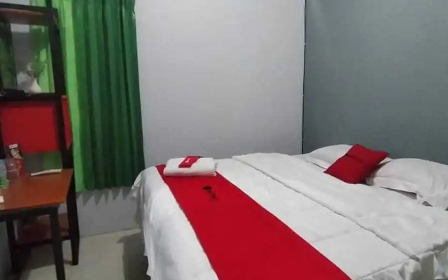 RedDoorz Plus near Alun Alun Sumenep