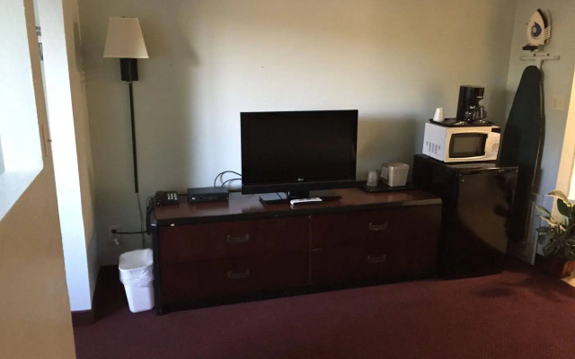 Budget Inn
