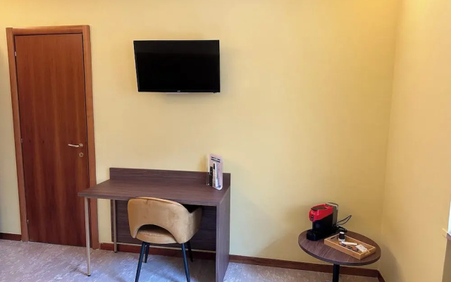 CconfortHotels R&B Murat Garden