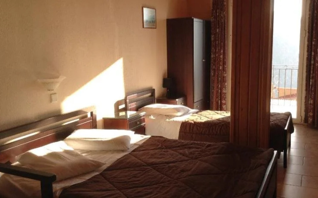 Hotel Lefas