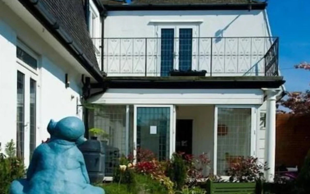 The White Lodge
