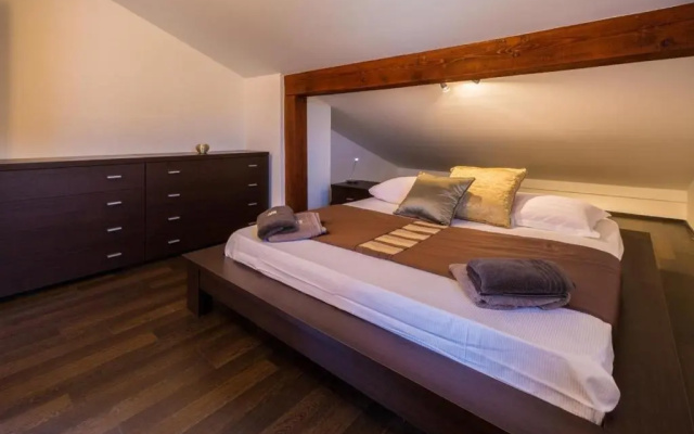 Apartment in Selce 39197