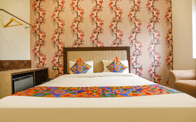 FabHotel Enaya Residency