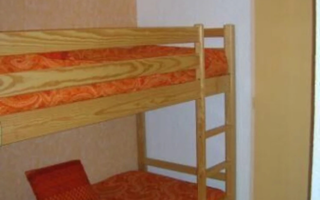 Betelgeuse N°56 : Studio Cabine 4 Personnes / Studio Cabine 4 People