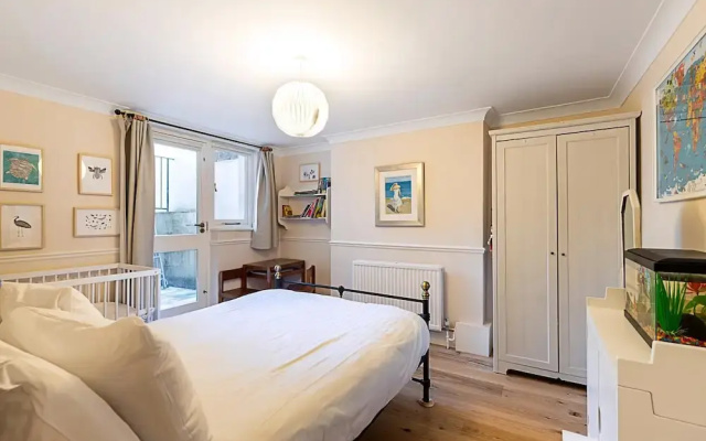Charming London Retreat