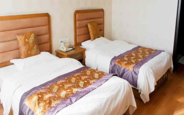 Yantai Qingzhou Hotel