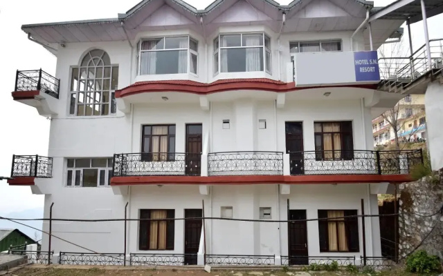 SN Resort by OYO Rooms