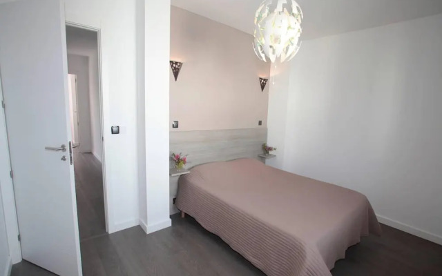 Villa in Anglet Between Ocean, Forests