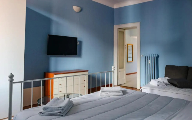 Viale Lunigiana - Penthouse - 6 people