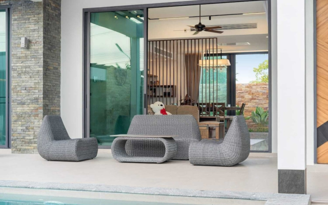 Baan Don 3 BR Pool Villa near Layan
