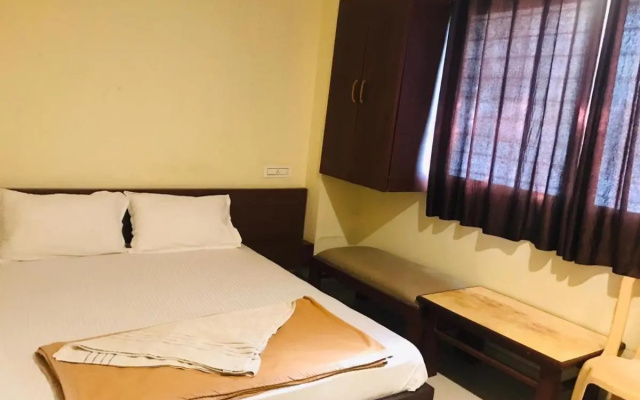 STAYMAKER Bright Palace Residency