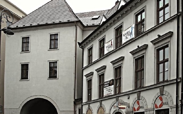 Отель Rooms Novobranská Брно вид на фасад