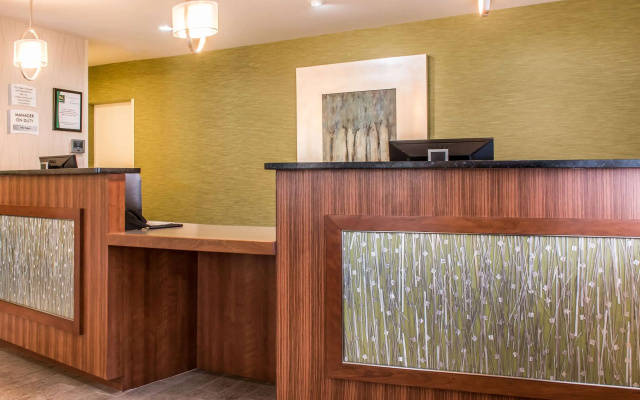 Quality Inn Bedford