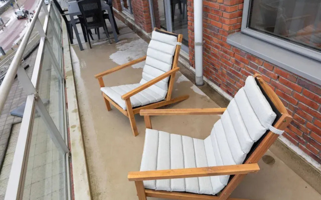 Sea-view Apartment in Den Haag near Beach