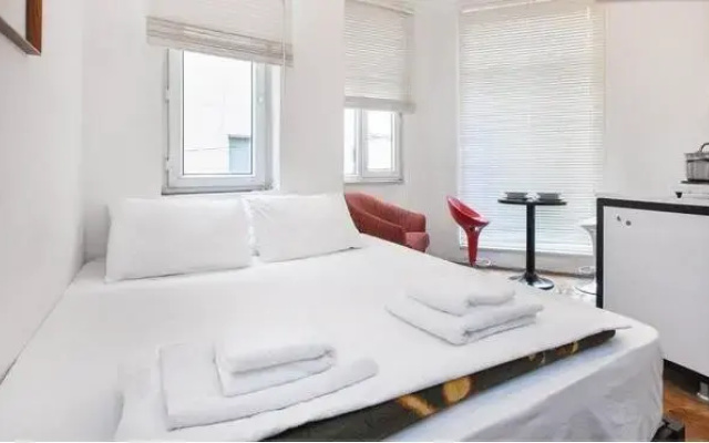 Manon Hostel Galata