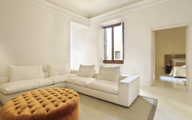 Luxury Apartment in Central Florence