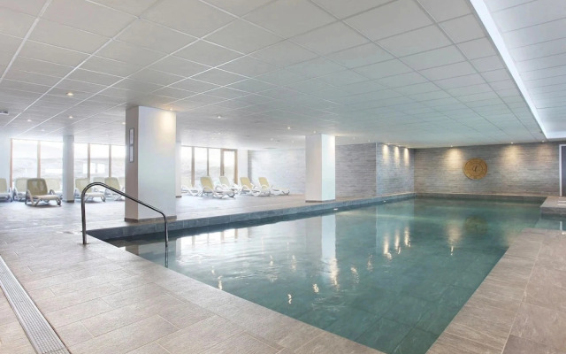 Chalet in Paradiski With Pool & Spa