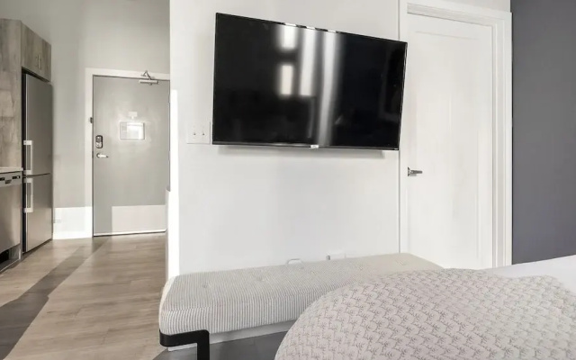 Landing Apartments - Denver LoHi Near Union Station