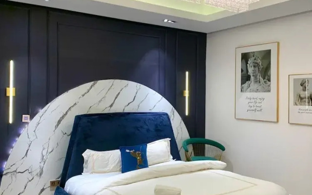 Sujimoto Residences
