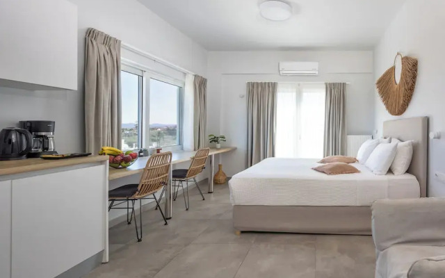 Sueno Studios and Apartments