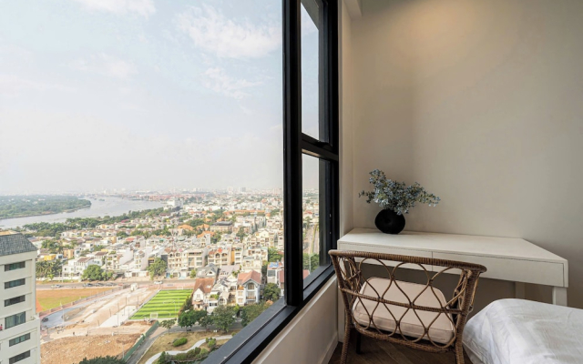 LUMIERE Riverside Signature Residence