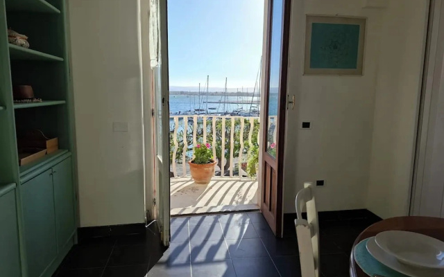 La casa dei fiori sul mare