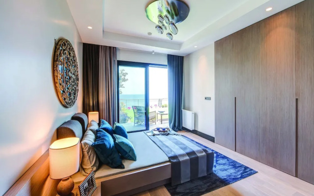 Miramar Penthouse 1