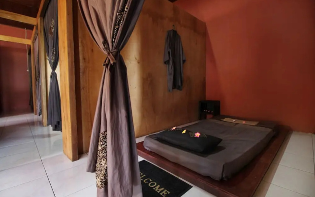 Airy Singaraja Raya Lovina Bali
