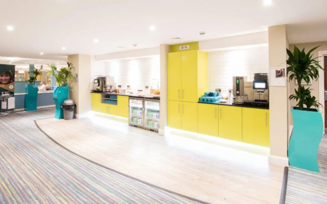 Holiday Inn Cardiff - North M4