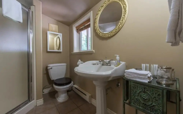 Serenata Guesthouse & Vineyard Retreat