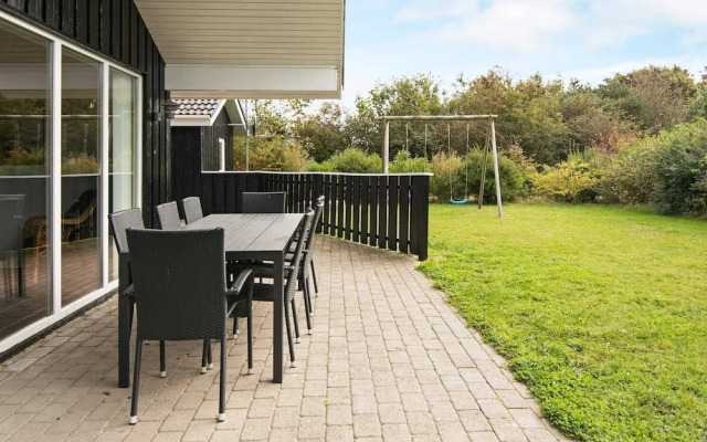 8 Person Holiday Home in Tarm