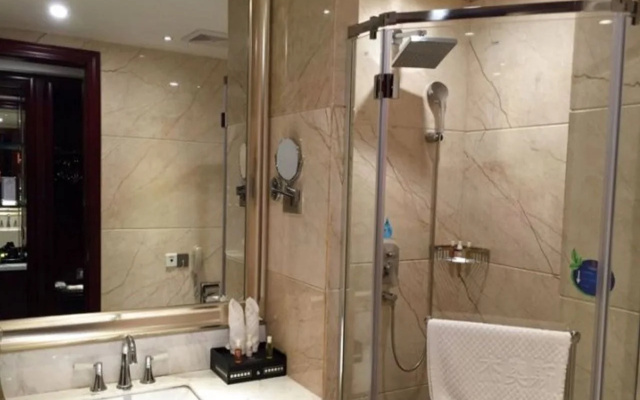 Taishan Jos Hotel