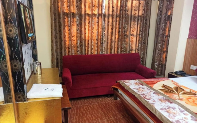 Hotel K-I-N-G Palace