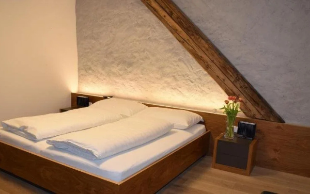 Hotel zum Goldenen Schiff