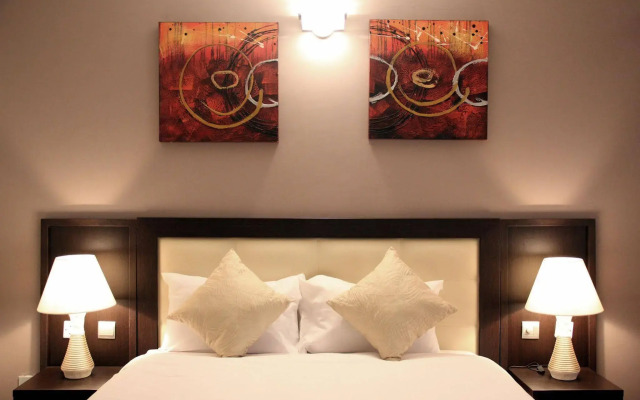 Plus Lagos Ikeja Hotel