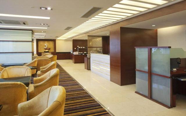 Holiday Inn Shenzhen Donghua by IHG