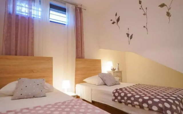 Apartment Cvita & Roza