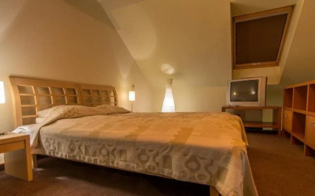 More Hotel