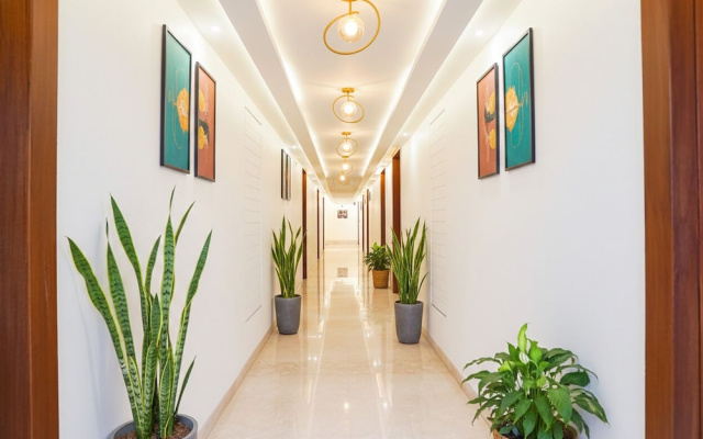 Oriva Tulips Inn and Suites - Nr. Majestic