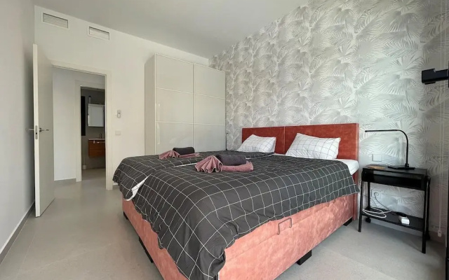 Modern Villa Near Guardamar
