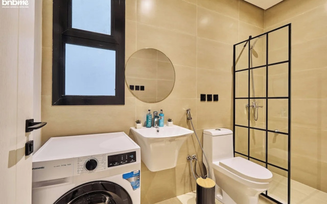 bnbmehomes-3BR nr Wonder Garden-B12