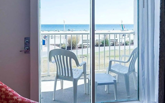 Ocean27 Hotel