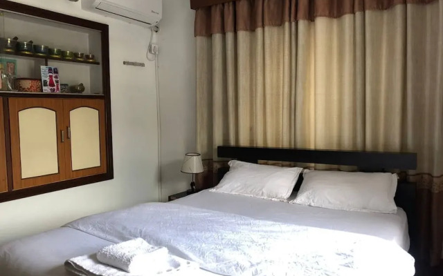 Shanti Apartment 2bhk Thamel 5 min Walk 2nd Floor